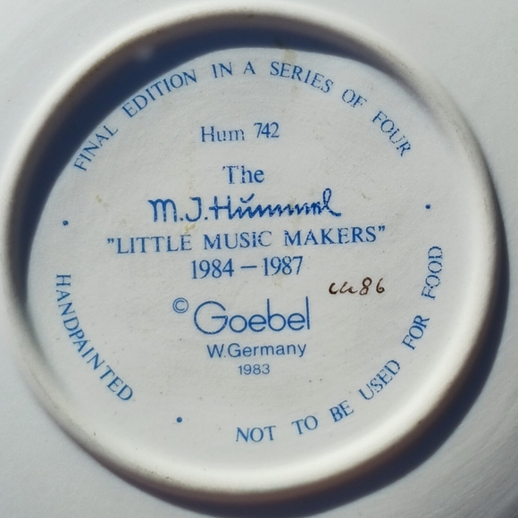 MJ Hummel Goebel Hum 742 Little Music Makers Miniature Plate Collectible - Picture 4 of 4